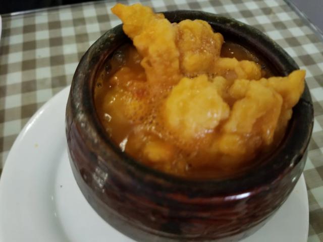 吃貨去哈爾濱一定要吃哪些當?shù)氐男〕裕?></a></p>

<p>（5） 哈爾濱的燒烤也不錯可以嘗嘗，哈爾濱的燒烤，碳烤居多，生肉烤制，烤出來的味道，對食材要求挺高，再就是調(diào)料來加入。有幾個店可以推薦，于家燒烤，道外北十八道街84.老味燒烤，安達街34號</p>
<p><a href=